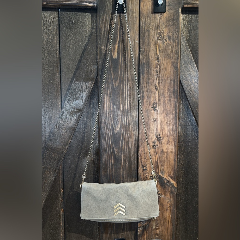 EXPRESS CLUTCH PURSE